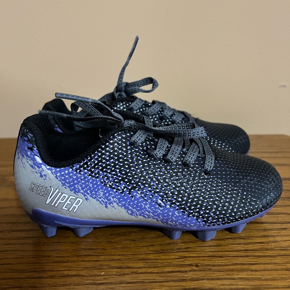 EUC Toddler DSG Cleats size 10k